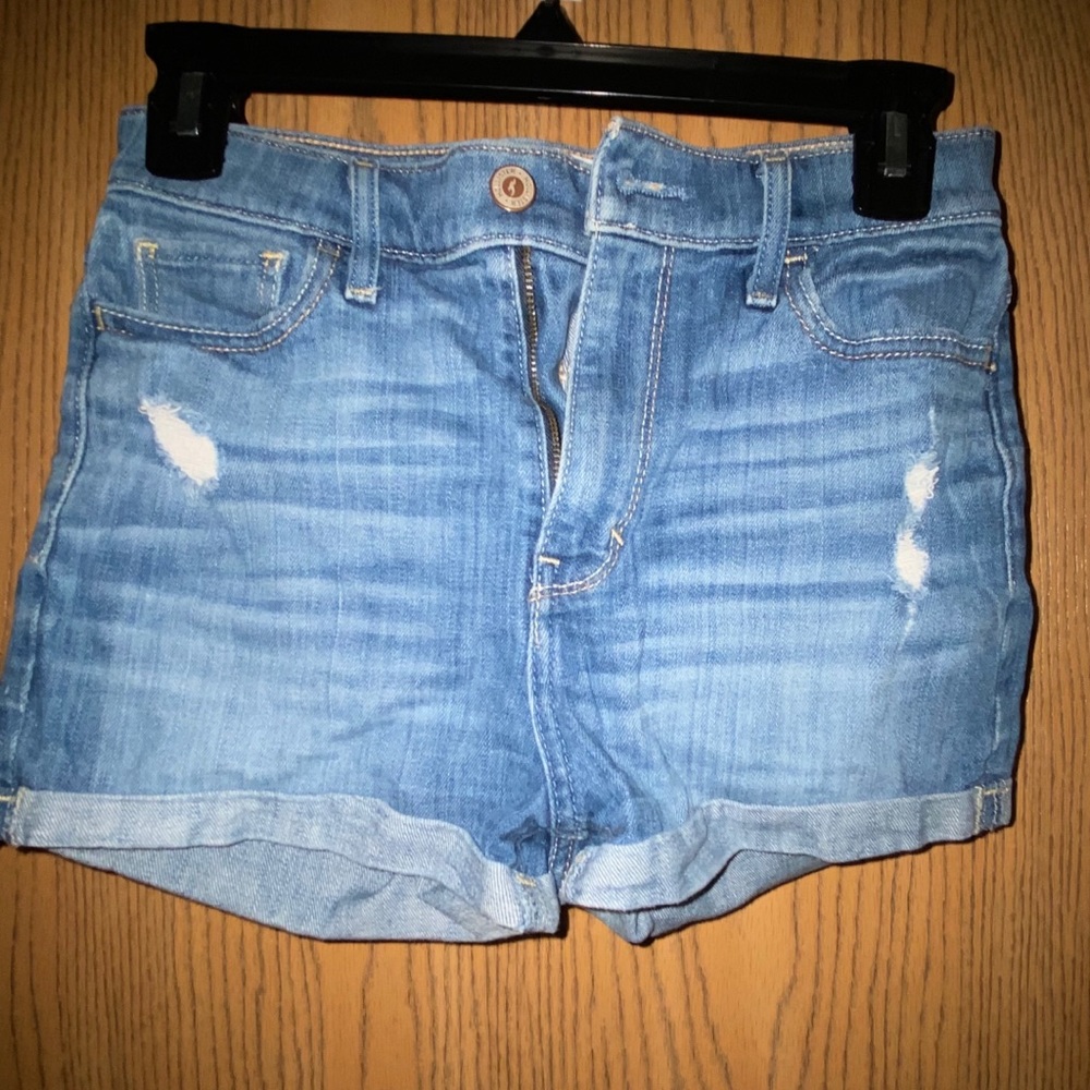 Hollister High-Waisted Shorts